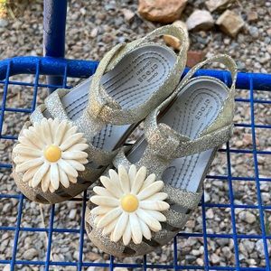 Daisy Croc Sandals sz. 10